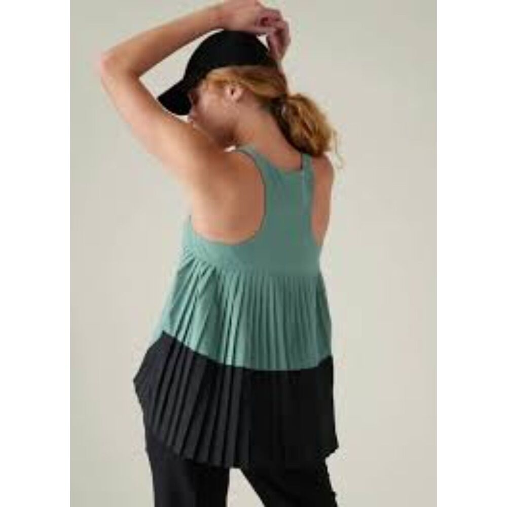 ATHLETA Swing Forward Pleated Tank NWT
